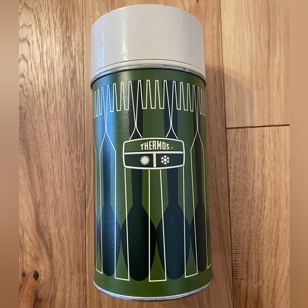 1971 Vintage Thermos, Pint size, Geometric Holiday Print: Fork and Spoon